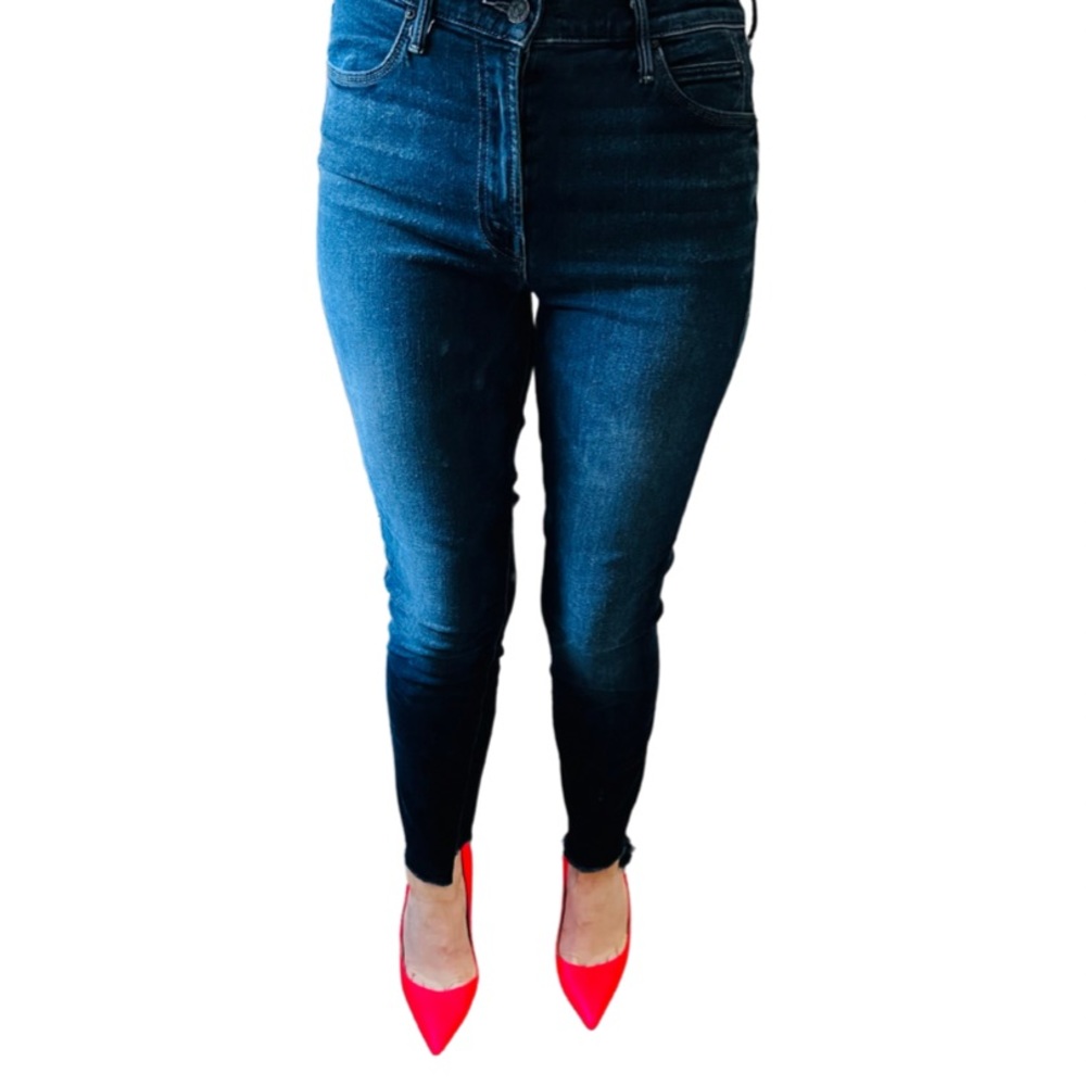 Rag & Bone high-rise Stunner Zip Step Fray jeans in Last Call size 28!